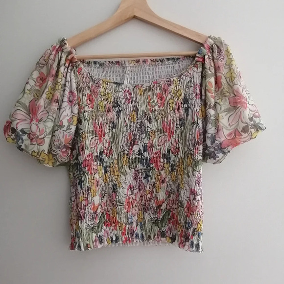 By Anthropologie Aurelia Floral Smocked Top Blouse with Puff Sleeves Large - Picture 3 of 16
